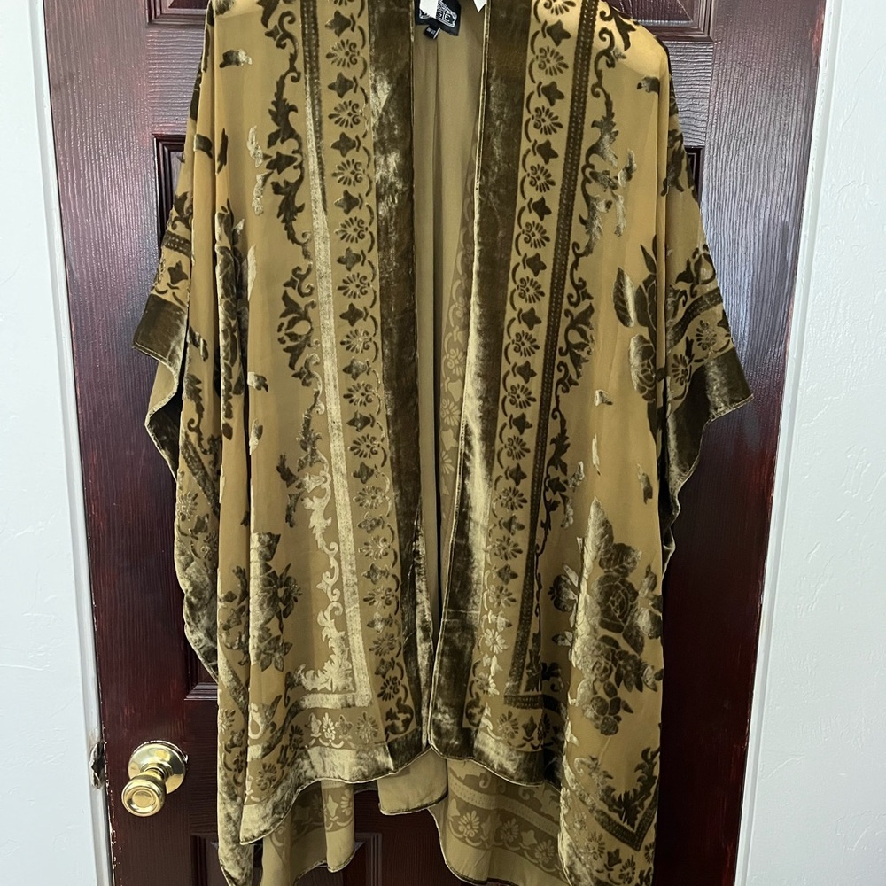 Angie Gold and Brown Velvet Burnout Floral Wrap - Picture 2 of 4